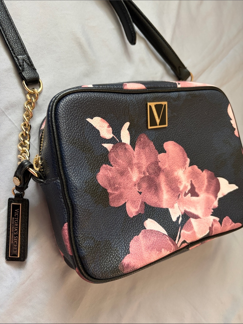 Victoria’s Secret navy dark floral camera style bag with mirror | gold hardware